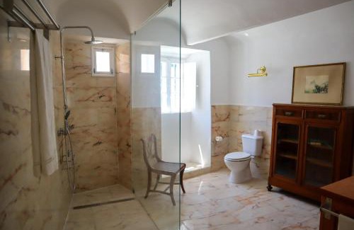 Evora Apartment | Pet-Friendly Retreat at TI8-Travessa das Invernas 8