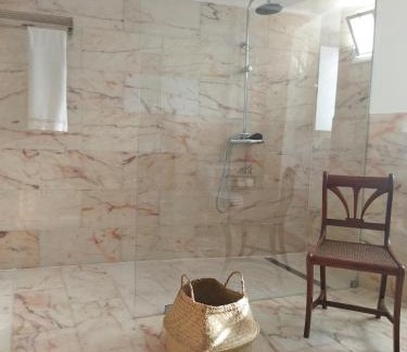 Evora Apartment | Pet-Friendly Retreat at TI8-Travessa das Invernas 8