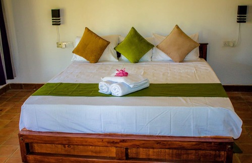 Habarana Hotel | Tiara Elephant Lodge