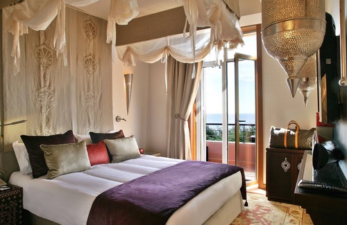 Theoule-Superieur Hotel | Discover Tiara Yaktsa Côte d'Azur: 5-Star Ocean View Retreat