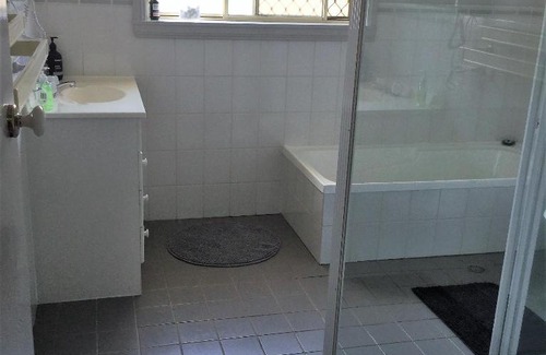 Armidale Apartment | Quality Family-Friendly Stay at Tic Tac Toe Hotel