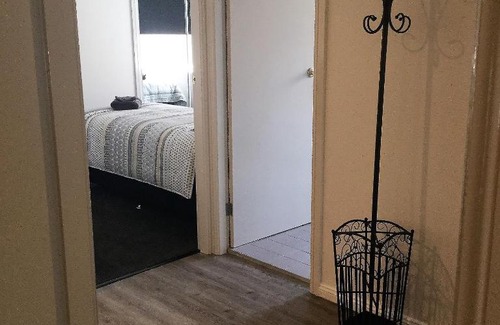 Armidale Apartment | Quality Family-Friendly Stay at Tic Tac Toe Hotel