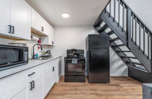 Ocean Shores Ski Chalet | Pet-Friendly Getaway at Tidal House #4 - Ocean Shores Chalet