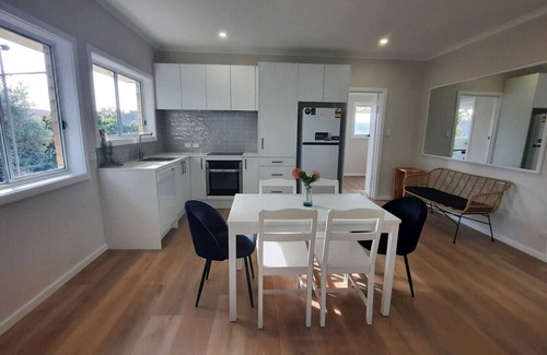 Kingscote House | Tidal Pool | Central Kingscote