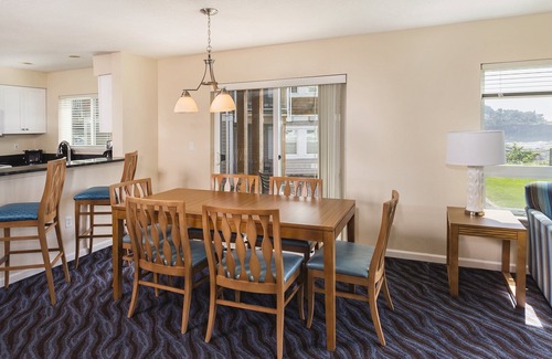 Depoe Bay Resort | Explore Tidal Pools and Spouting Horns at Our Oceanfront Retreat