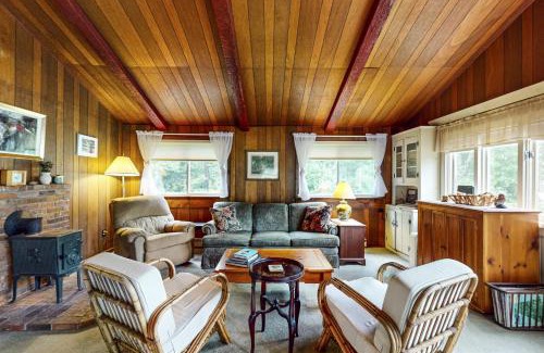 South Thomaston House | Experience Tidal River Retreat: A Family-Friendly Escape