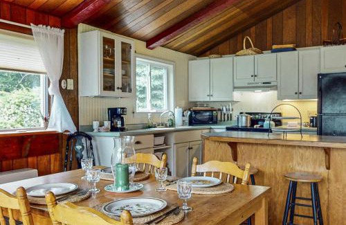 South Thomaston House | Experience Tidal River Retreat: A Family-Friendly Escape