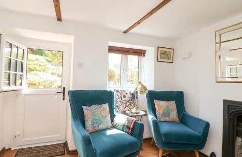 West Compton House | Explore Tiddlers Cottage: 4-Star Stay with Perfect Reviews