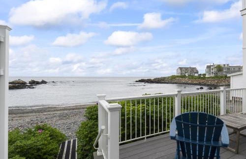 Ogunquit Apartment | Oceanfront Perkins Cove Condo with Private Beach & Hot Tub