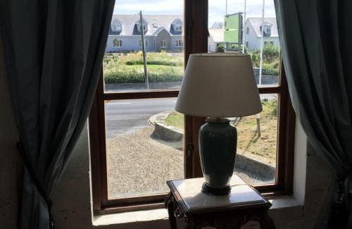 Liscannor Apartment | Oceanfront Tides Apartments Liscannor with 8.7/10 Rating