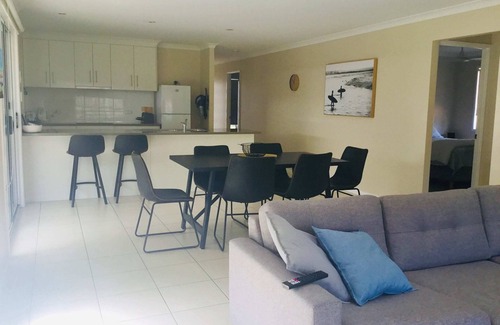 Agnes Water House | Elegant Tides Inn with Private Plunge Pool & Ocean Views