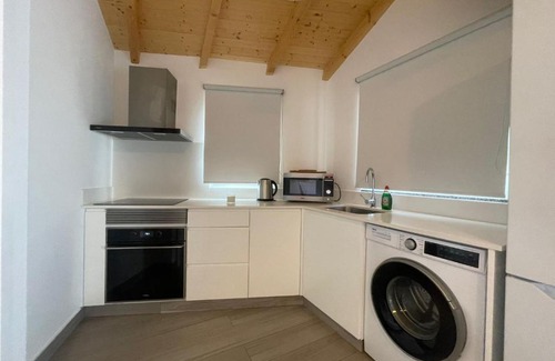 Paul do Mar Apartment | Experience High Tide: Beachfront Bliss Awaits You