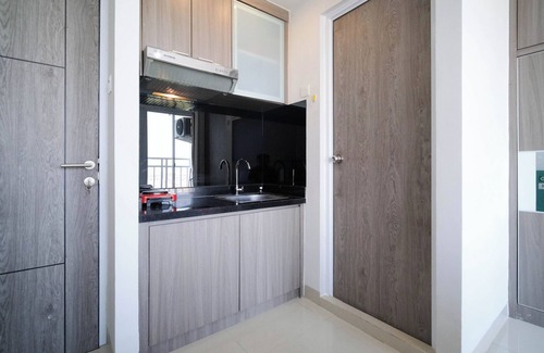 Surabaya Apartment | Immaculate Studio with Pool and Breakfast in Surabaya