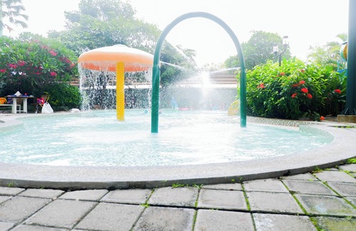 Surabaya Apartment | Cozy 2Br Apartment at Dian Regency with Pool & Breakfast