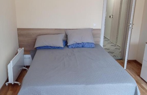 Sofia Apartment | Budget-Friendly Stay with Child-Friendly Amenities