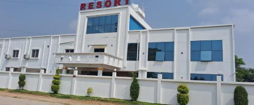 Shrirangapattana Hotel | Relax at Tie River Side Resort: Family-Friendly Amenities