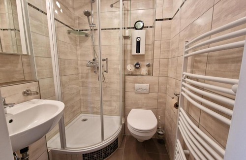 Horum Apartment | Discover Tief 10: Ocean View with Private Pool & More