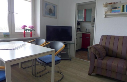 Horum Apartment | Ocean View Retreat: Tief 10 Meerblick with Internet Access