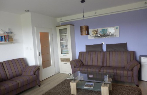 Horum Apartment | Ocean View Retreat: Tief 10 Meerblick with Internet Access