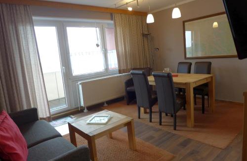 Horum Apartment | Comfortable Stay at Tief 10 Steuerbord with Private Pool