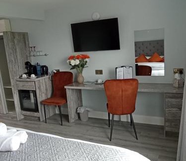 Kilkelly House | Discover Tiernan's Cottages: Rated 9.6 & Family-Friendly
