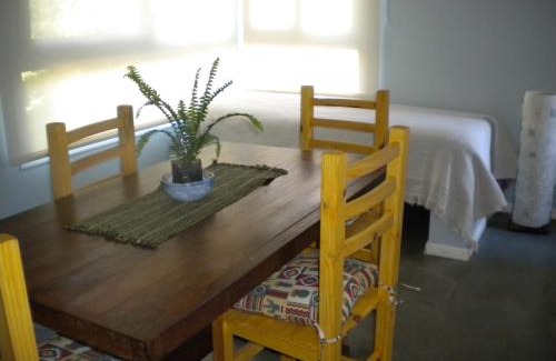 Vaqueros Apartment | Top-Rated Tierra de Ceibo: Pet-Friendly with Pool & Breakfast