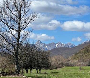Boca de Huergano Hotel | Pet-Friendly Escape at Tierra de la Reina - Rated 8.5/10