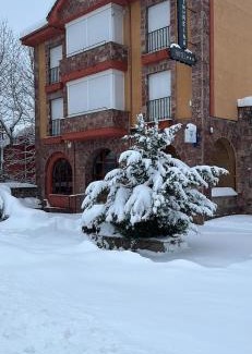 Boca de Huergano Hotel | Pet-Friendly Escape at Tierra de la Reina - Rated 8.5/10