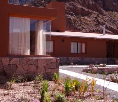 Tilcara Apartment | Beachfront Tierra Quebrada Cabañas with Ocean Views