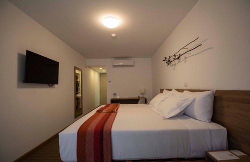 Miraflores Hotel | Experience Tierra Viva Miraflores Centro: Spa & Family Friendly