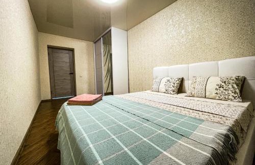 Kremenchuk Apartment | Bright Tiffany Apartments in the Heart of the City