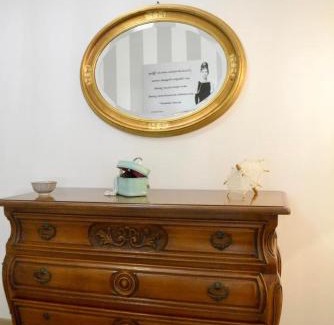Old Town Apartment | Discover Tiffany House: Pet and Child Friendly Retreat