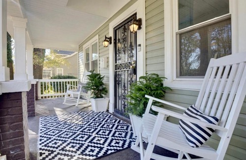 Portsmouth House | Discover Tiffany's Tranquility Home: Family-Friendly Retreat
