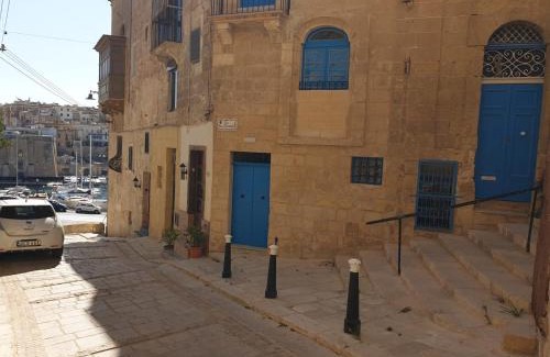 Birgu House | Discover Tifkira: A Memorable Stay for Families & Pets