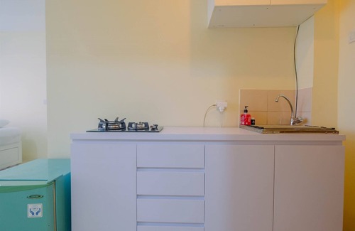Kayu Putih Apartment | Convenient Tifolia Studio Apartment by LRT Station