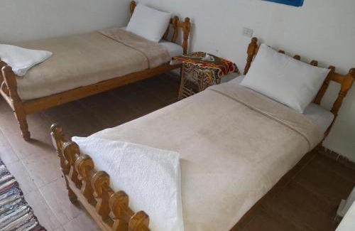 Al Karnak Bed & Breakfast | Child-Friendly Escape at Tigana Ka: Budget-Friendly Stay
