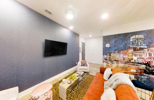 East Nashville Apartment | Family-Friendly Retreat at Tiger Lily Hotel - 4 Star Stay
