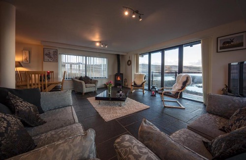 Halistra House | Discover Tigh Bata: Family-Friendly 4-Star Retreat
