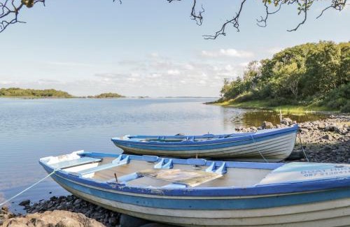 Cornamona House | Family-Friendly Tigh Mhicheal Phaidin: Rated 9.6/10