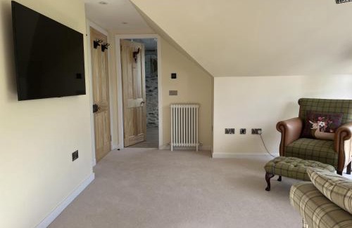 Killin House | Book Tigh Muileann: Guest Rated 9.7 & Family Friendly Stay