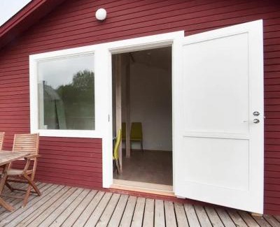 Lillekula Apartment | Charming Tihase Garden View Apartment - Rated 9.1/10
