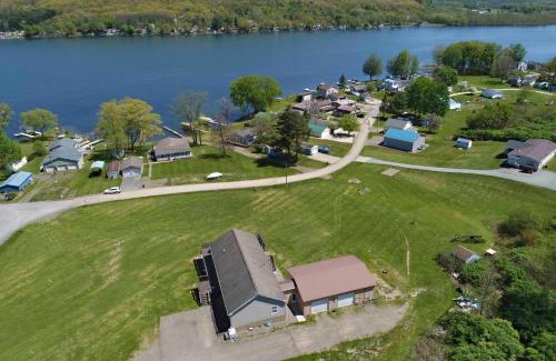 Hammondsport House | Experience Tiki on the Lake with Breathtaking Ocean Views