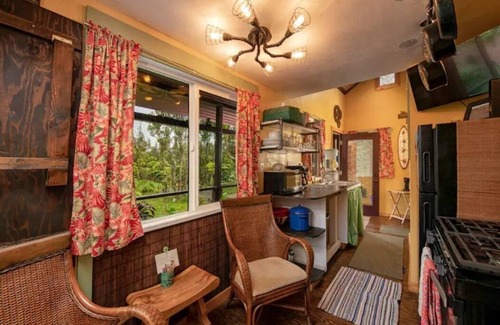 Ohia Estates House | Top-Rated Tiki Tiny House with Oceanfront Views in Volcano