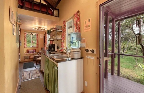 Ohia Estates House | Top-Rated Tiki Tiny House with Oceanfront Views in Volcano
