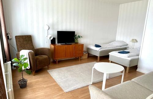 Jalasjarvi Apartment | Cozy One-Bedroom with Glass Balcony, Pet-Friendly Stay