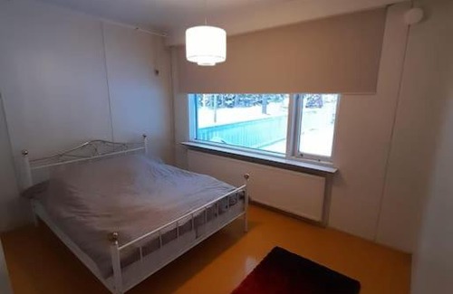 Kokkola Apartment | Spacious Family-Friendly Tilava180m2 Accommodation Awaits