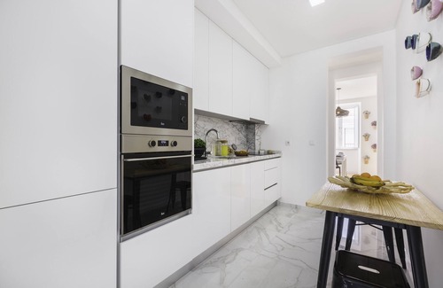 Penha de Franca Apartment | Tile House 95: Guest Rated 9.8 with Spa & Family Amenities