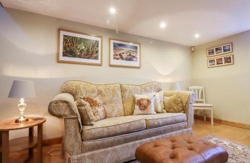 Udimore House | Unforgettable Stays at Tillingham View - Pet Friendly Escape