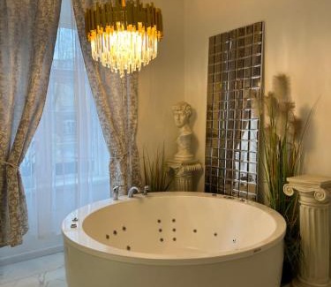 Old Town Apartment | Relax in Tiltų 5 Jacuzzi Apartment with Hot Tub Access