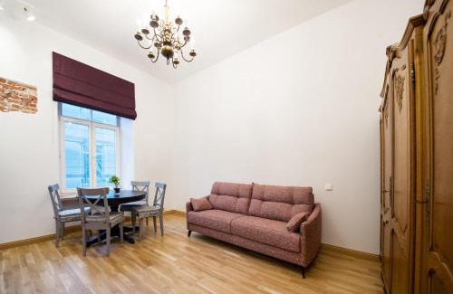 Old Town Apartment | Pet-Friendly Tiltų 5 Studio – Guest Rated 9.8/10